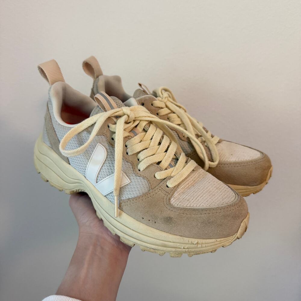 Veja Venturi Sneakers Sz 38 / 7 - Picture 2 of 8